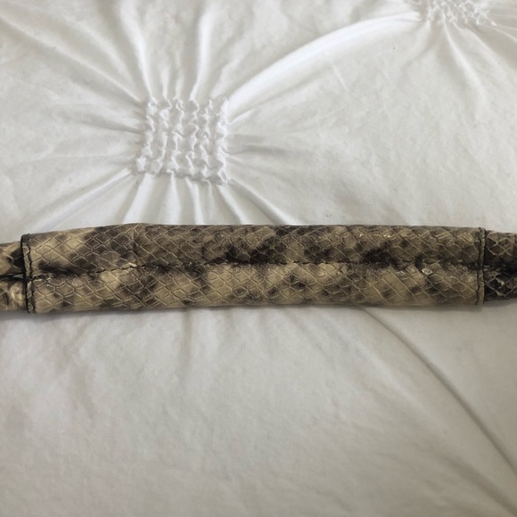 EVERYTHING MUST GO: MICHAEL KORS SNAKE PURSE - Picture 2 of 8